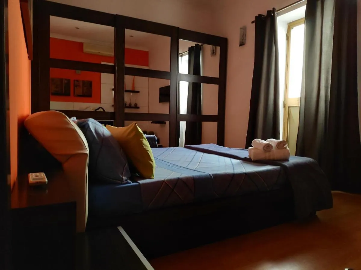 Central 2 Bedroom Apartment In Valletta
