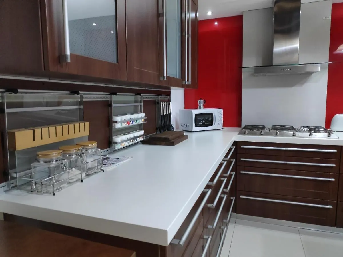 Central 2 Bedroom Apartment In Valletta 0*,