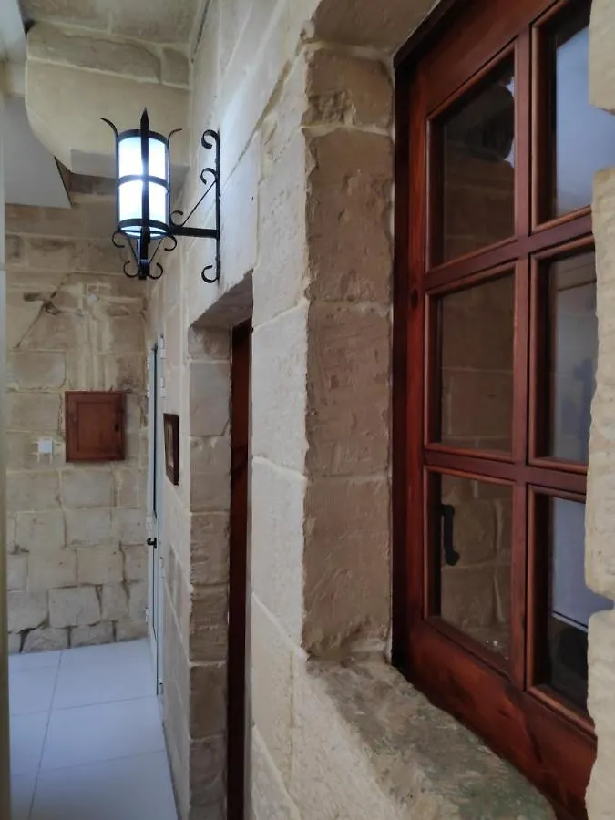 Central 2 Bedroom Apartment In Valletta