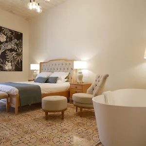 Battery House Hotel